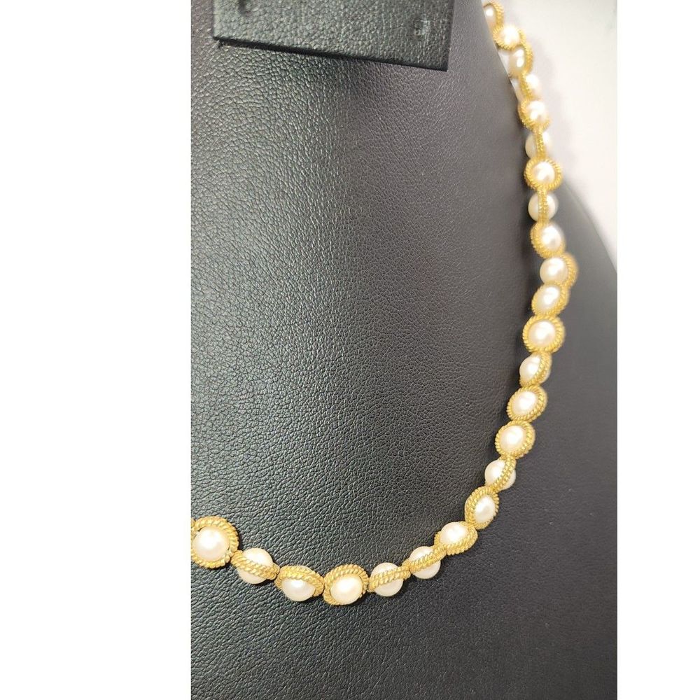 Vintage Orbit Faux Pearl Necklace with Gold Tone Chain - Picture 3 of 4